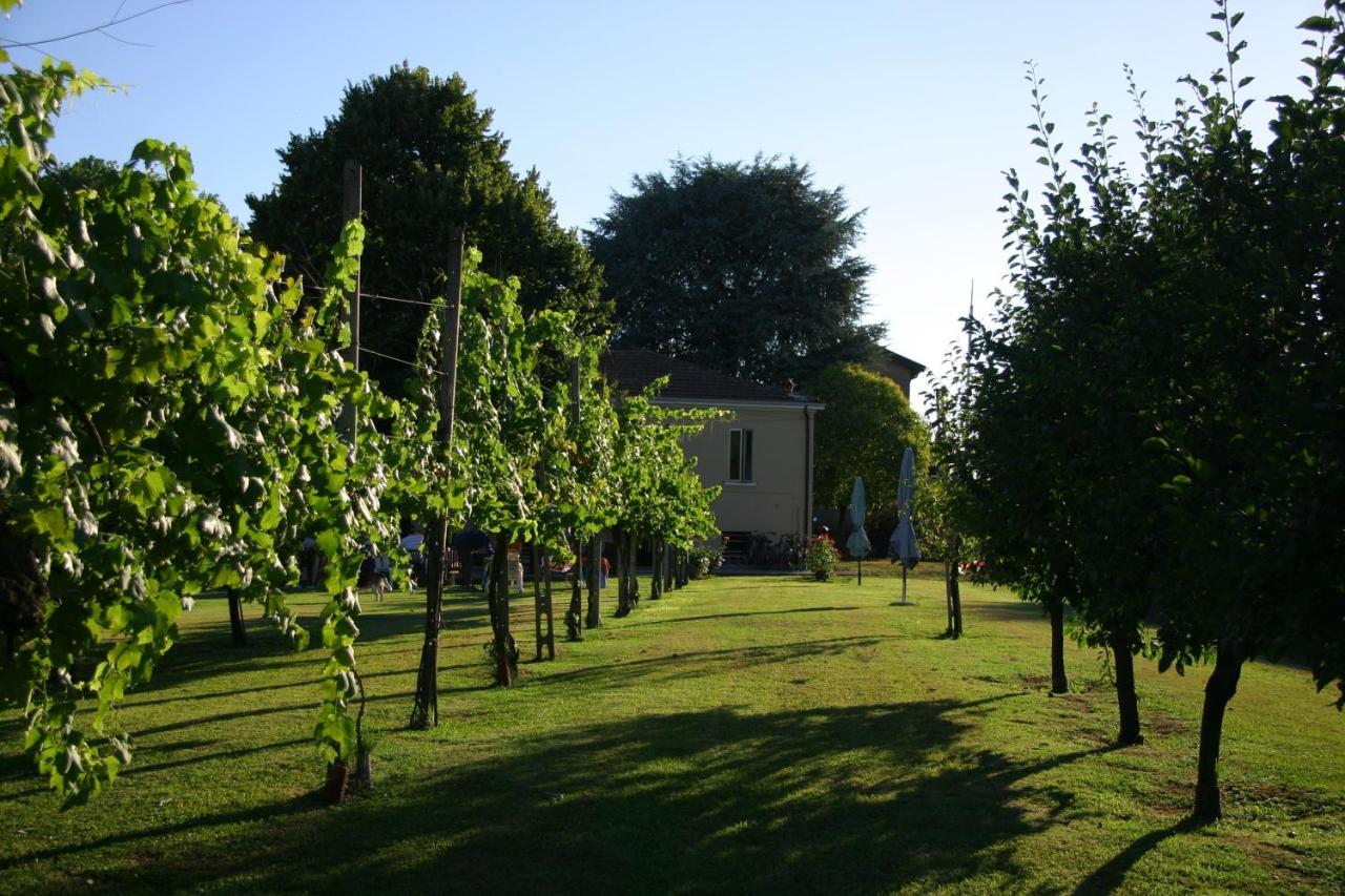 Villa Lilli 2 Ferrara Esterno foto